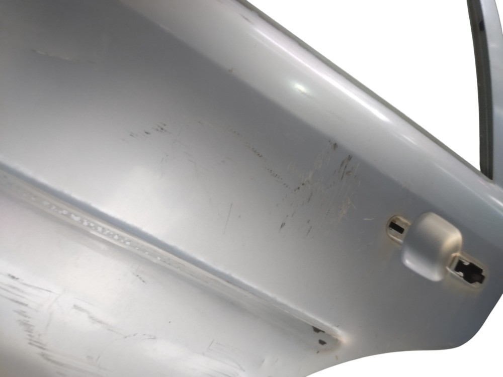 Porta Traseira Esquerda Volkswagen Gol Bola 1999 Com Detalhe 3