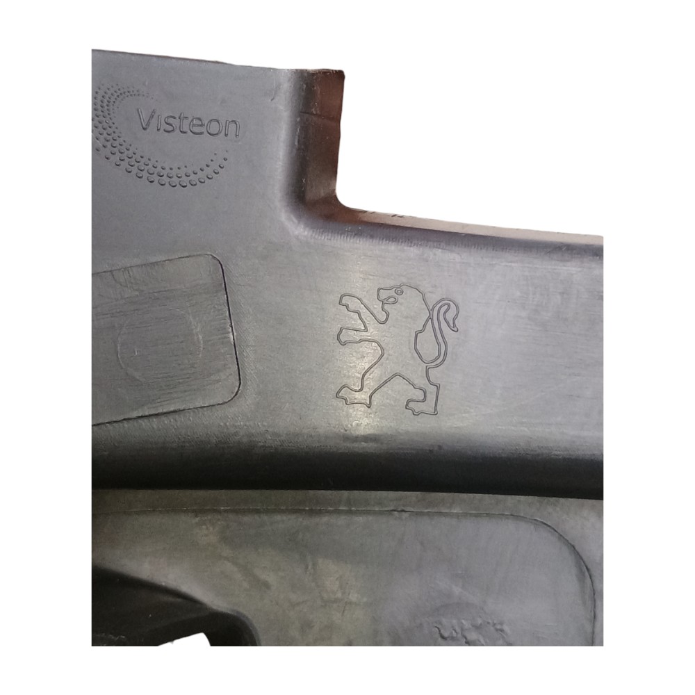 Moldura superior coluna direção Peugeot 207 2010 6