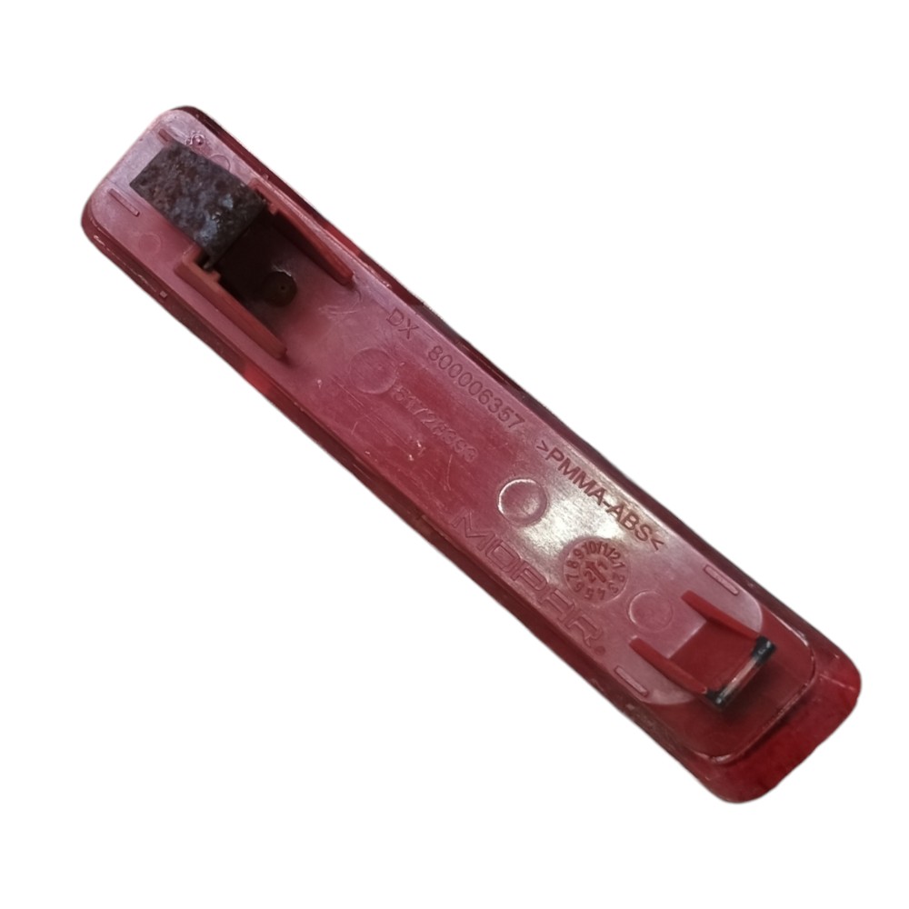 Refletor Neblina Traseiro Direito Fiat Strada Endurance 2023 Vermelho 3