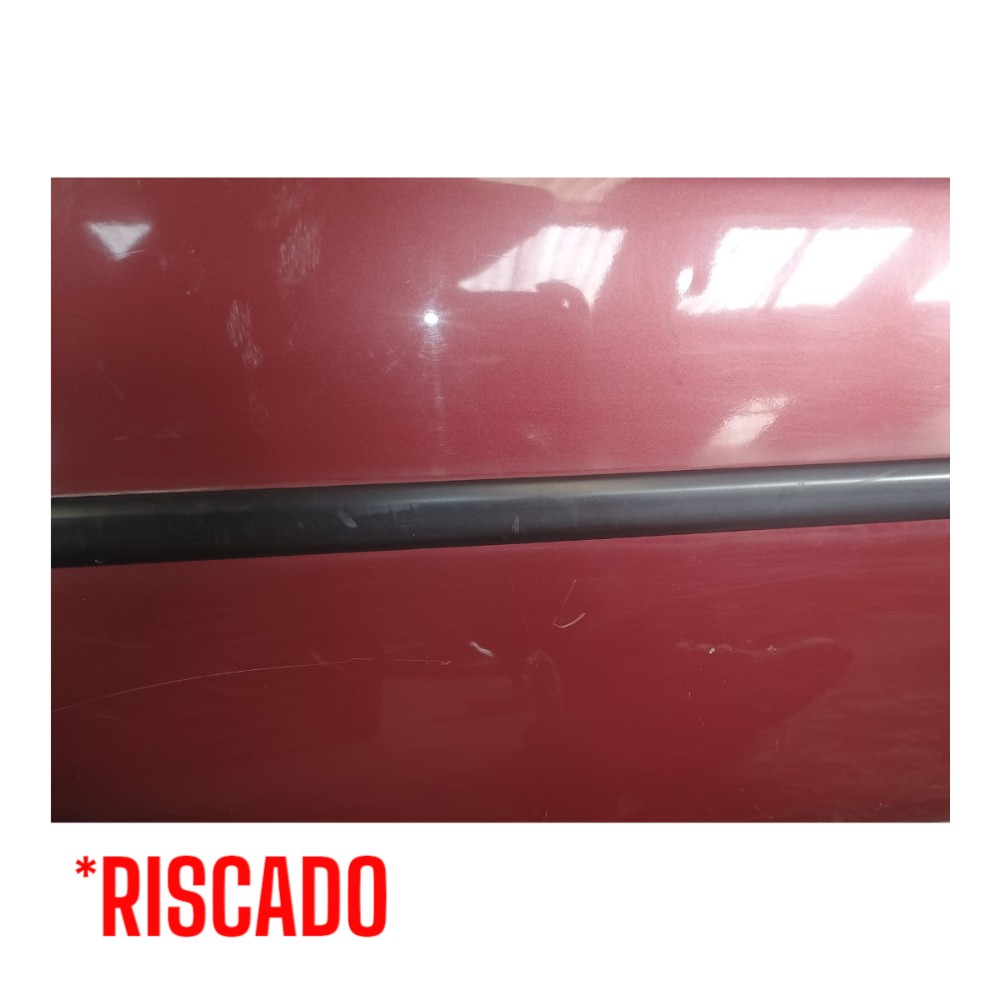 Porta Dianteira Direita Fiat Tipo 1993 À 1997 *detalhes  Dianteira Direita Vermelho 4