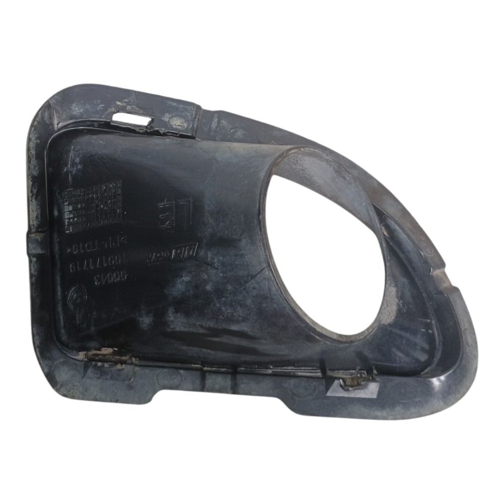 Grade Moldura Farol Milha Esquerdo Fiat Punto 2012 Preto 5