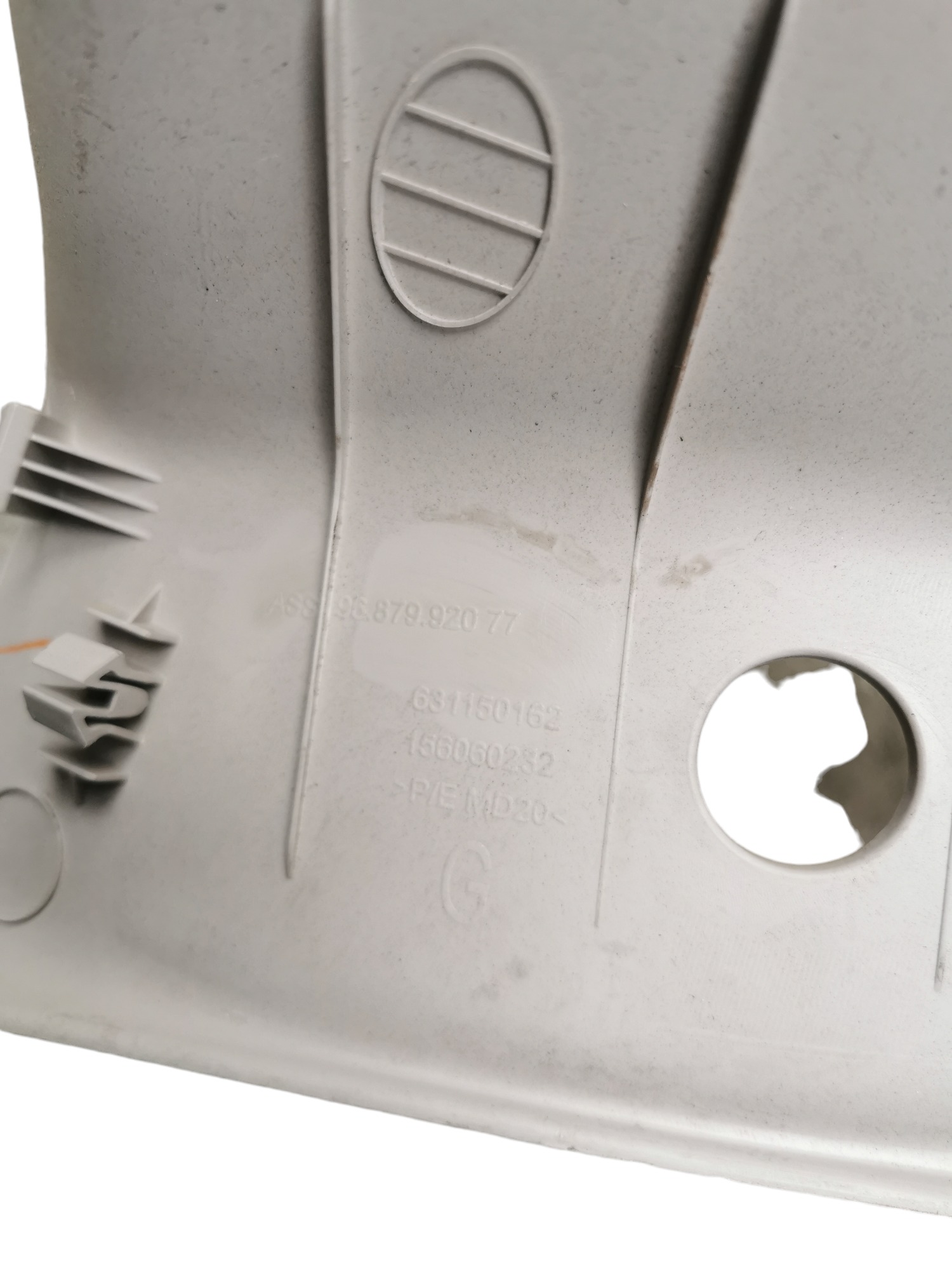 Suporte Bagagito Esquerdo Citroen C3 Picasso 2012 9687992077 A1 4