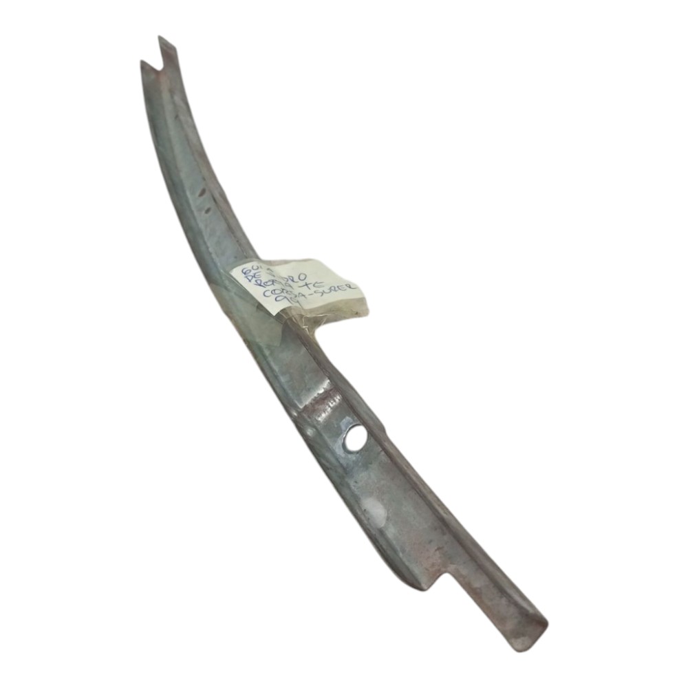Guia De Vidro Porta Tras Esq Chevrolet Corsa Super 99 1