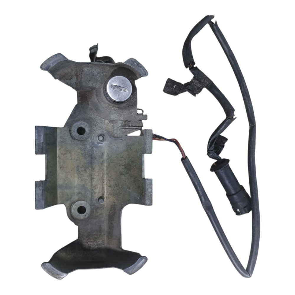 Suporte Maçaneta Porta Diant Esquerda Gm Corsa 1998 *detalhe Dianteira 1
