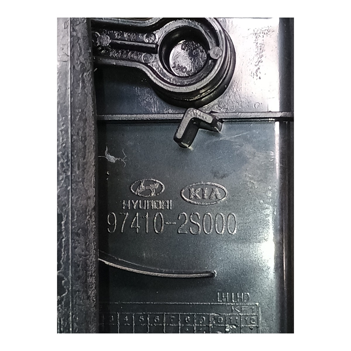 Difusor Ar Esquerdo Central Hyundai Ix35 2.0 2017 974102s000 6