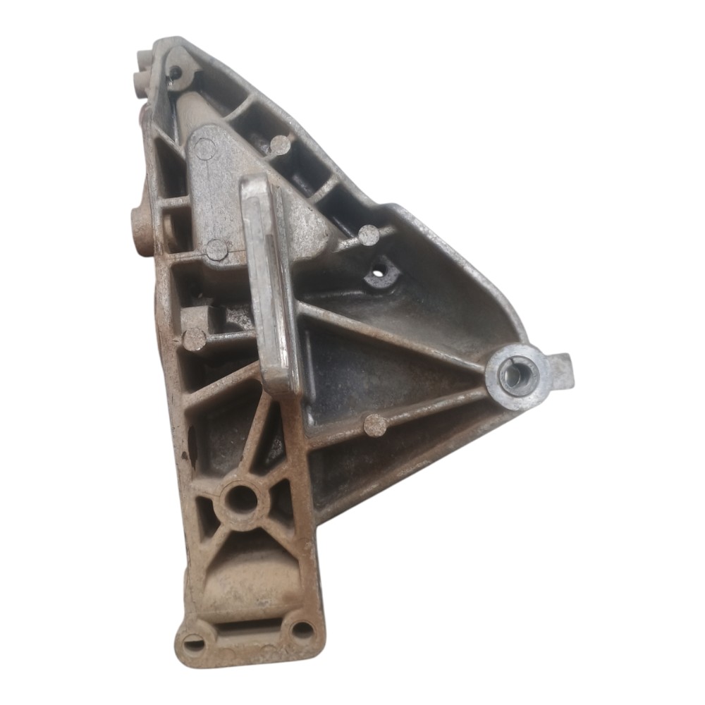 Suporte Compressor Alternador Fiat Punto 2012 4