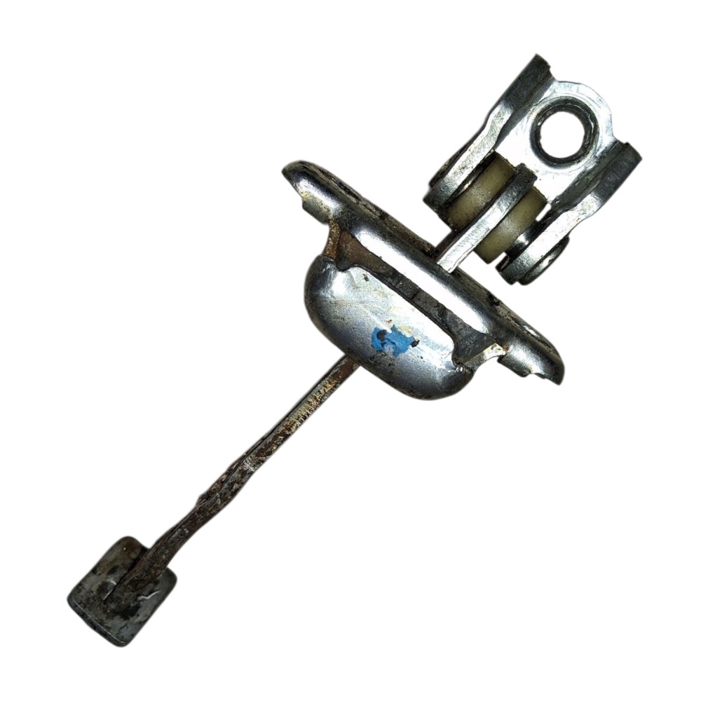 Limitador Porta Traseira Direita Gm Zafira 2008