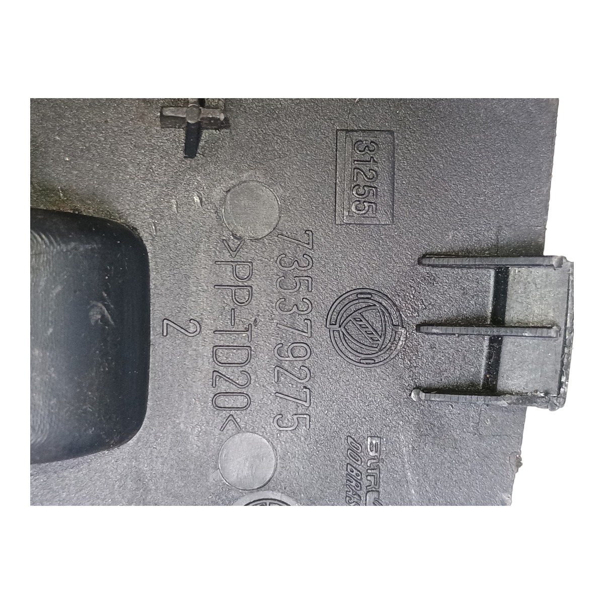 Moldura Botão Vidro Dianteiro Direito Fiat Palio 2004 A 2016 3