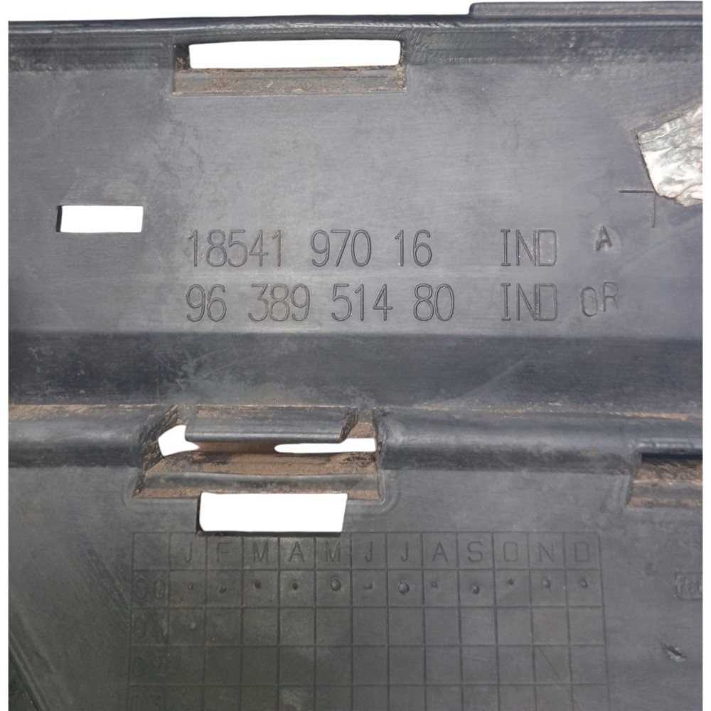 Grade Inferior Parachoque Citroen Xsara 1998  Preto A1 4
