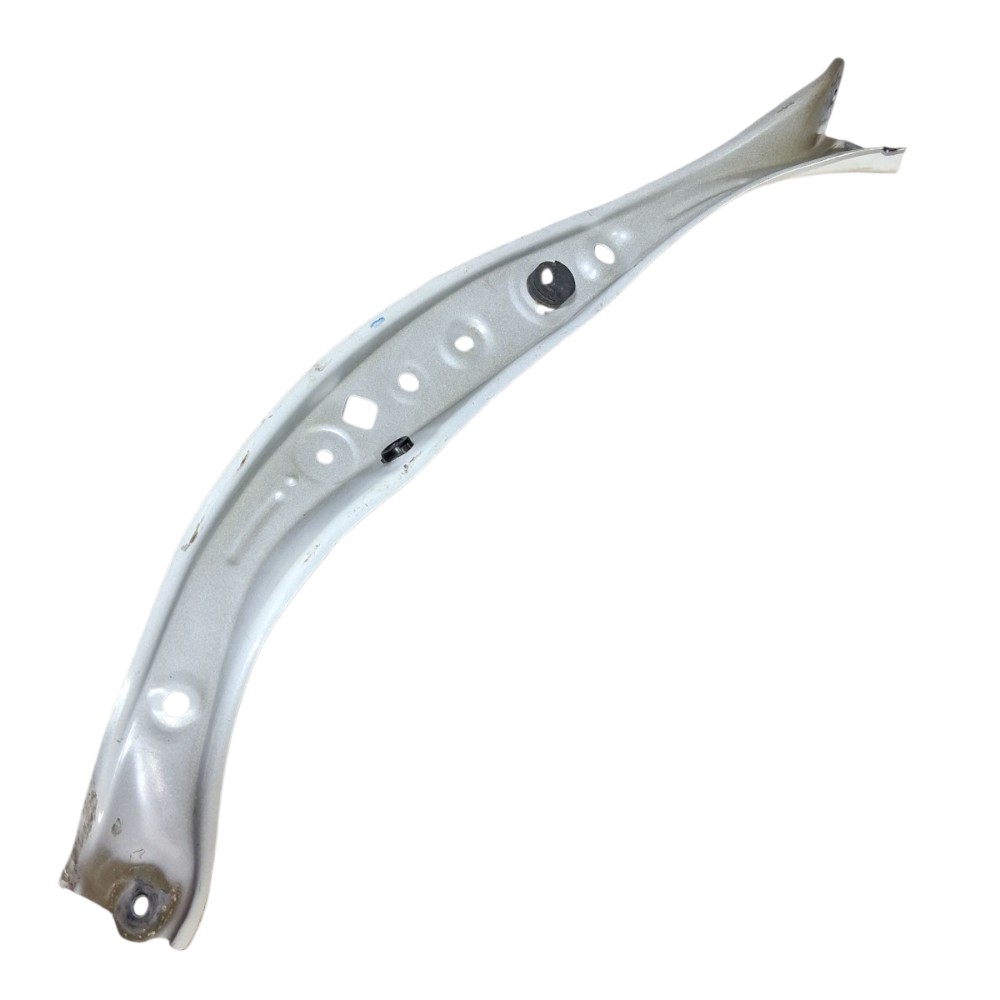 suporte superior farol direito Toyota Yaris SD 2021 3