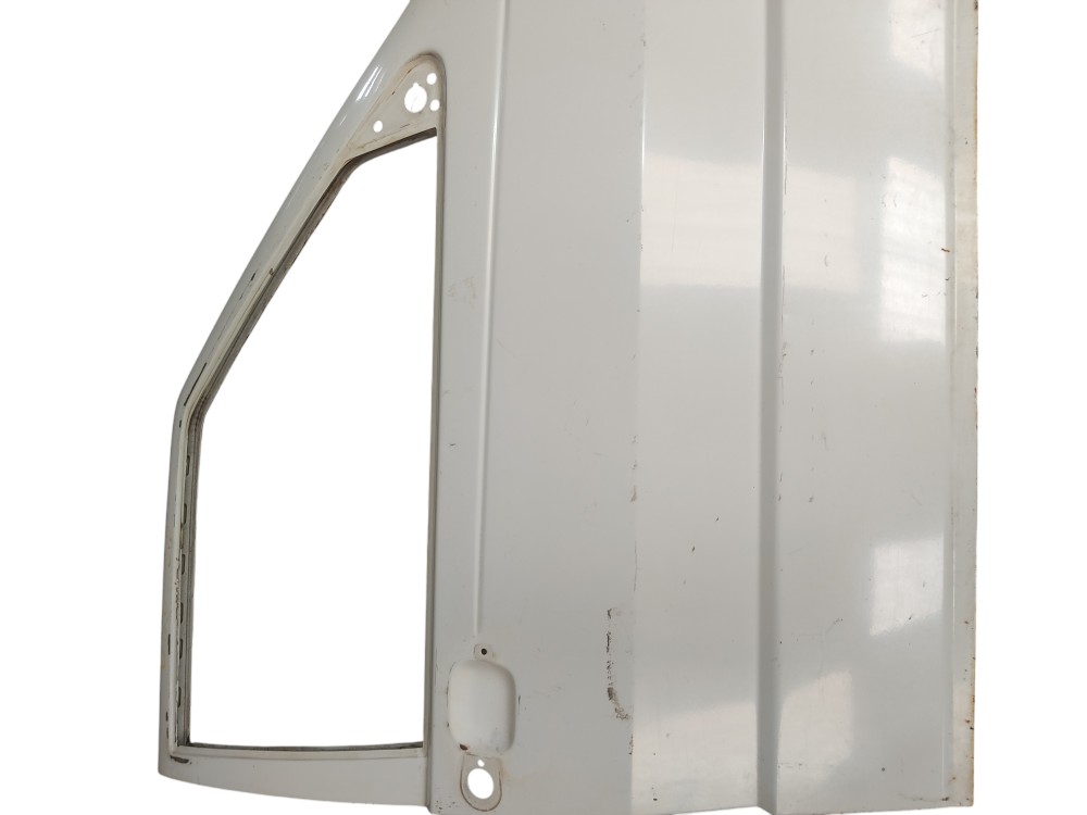 Porta Dianteira Direita Fiat Uno 1993 Com Detalhes  Dianteira Direito Branco 2