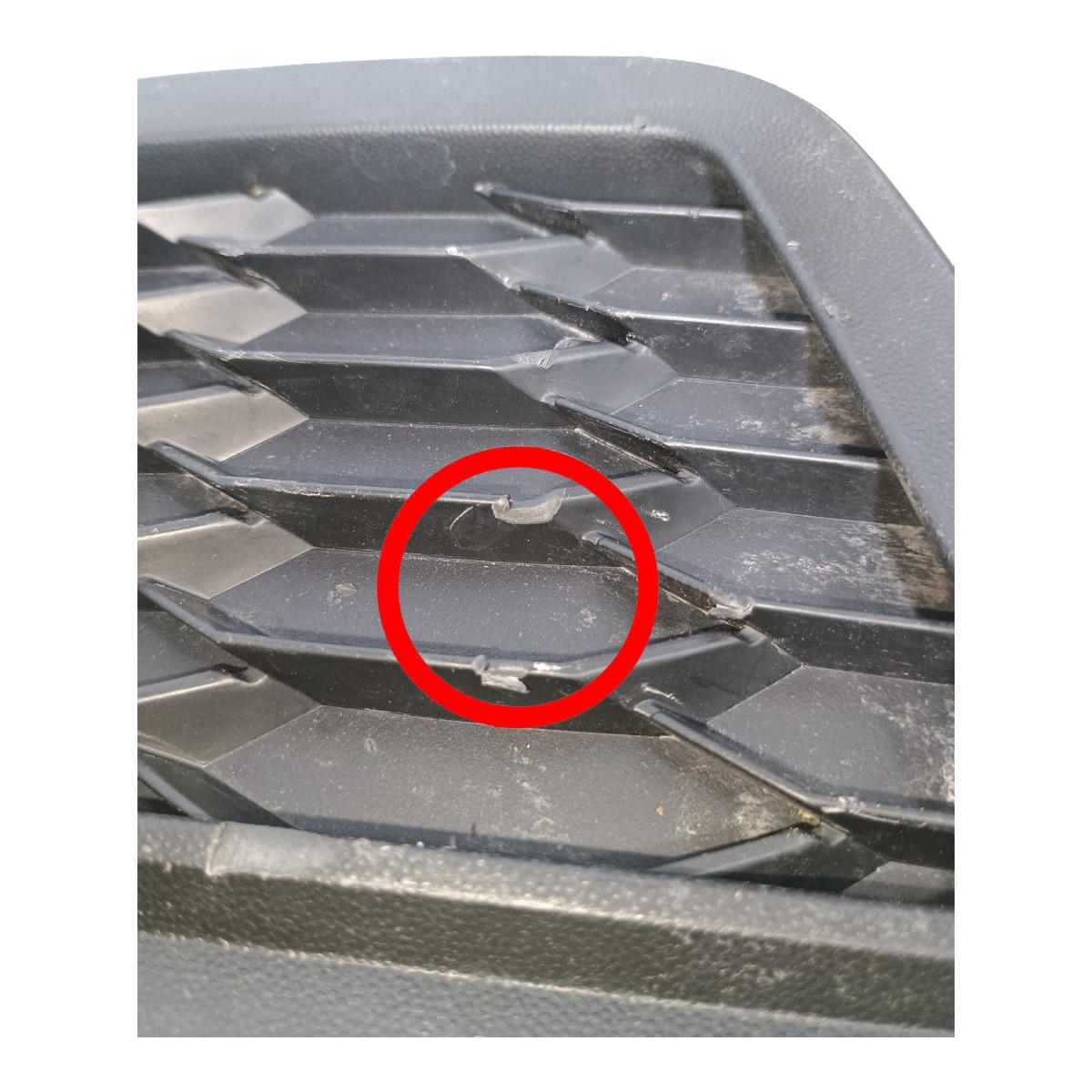 Grade Farol Milha Esquerdo Vw Gol 2022 5u0853667p C/detalhes Preto Esquerdo 7