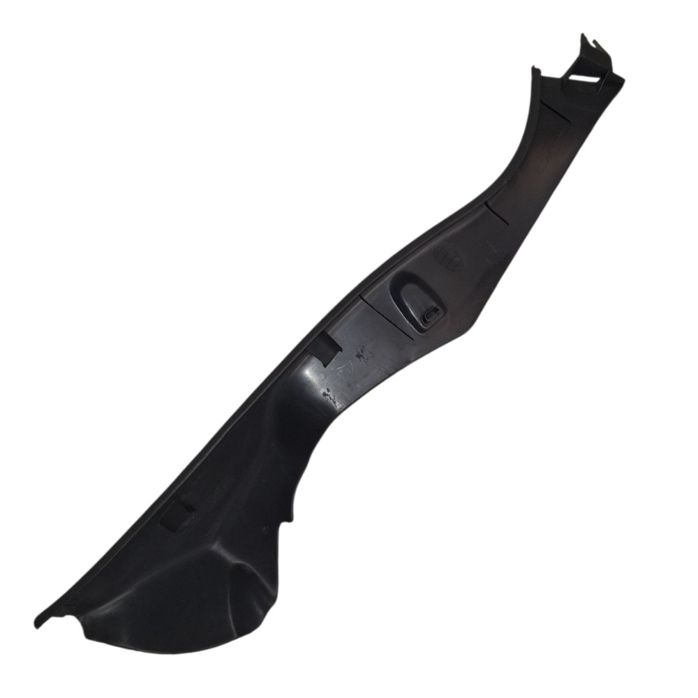 Moldura Lateral Banco Traseiro Esquerdo Vw Polo Sedan 2008 Preto 4