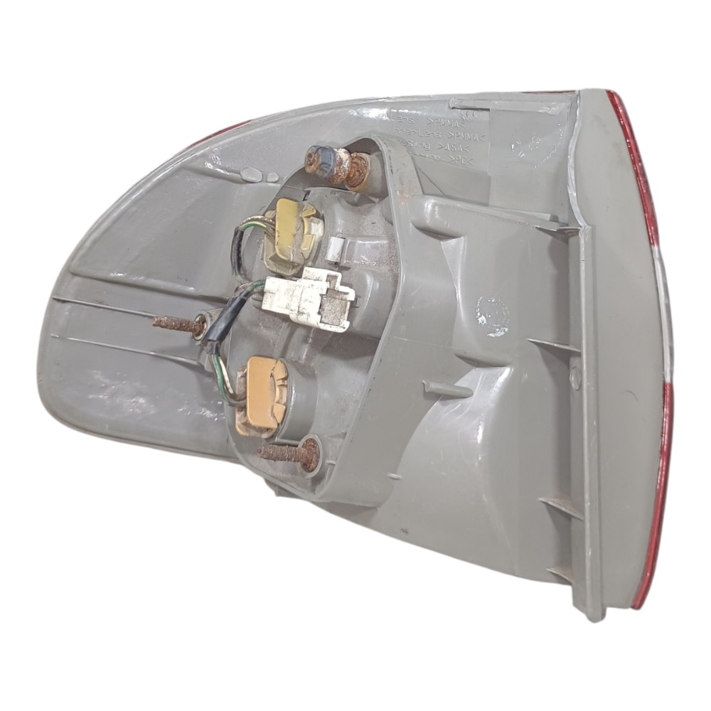 Lanterna Tras Direita Toyota Corolla 1998 À 2002 *detalhe 4