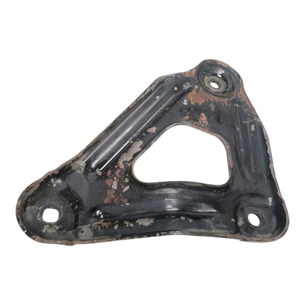 Suporte esquerdo quadro suspensão gm Captiva 2008 2