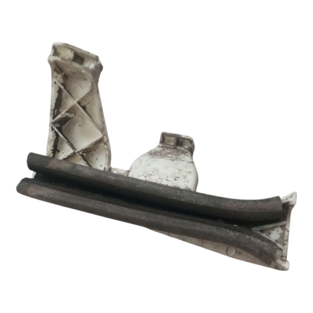 Guia De Vidro Porta Tras Esq Citroen C3 2008 3