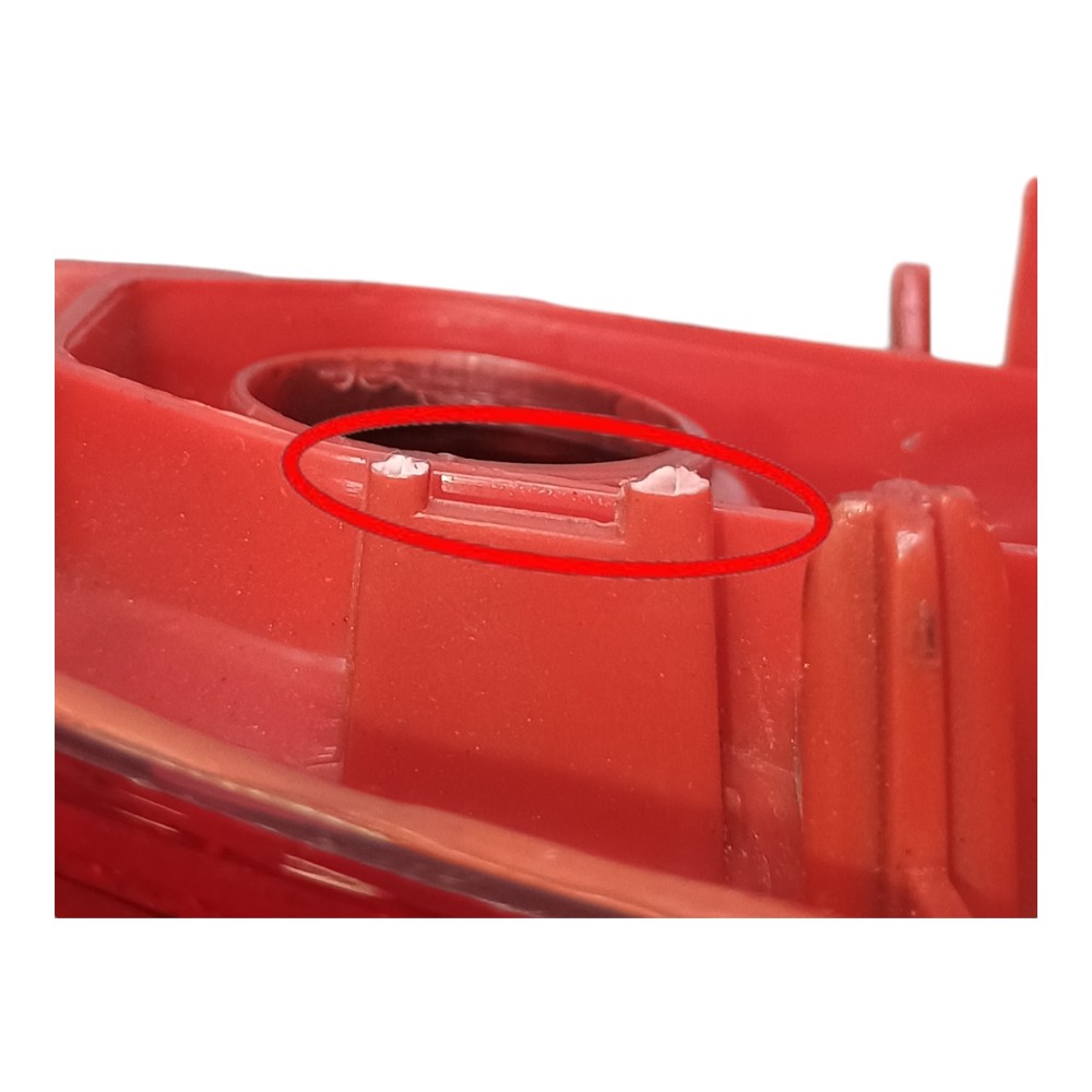 Lanterna Traseira Direita Renault Clio 2005 A 2012 C/detalhe 7