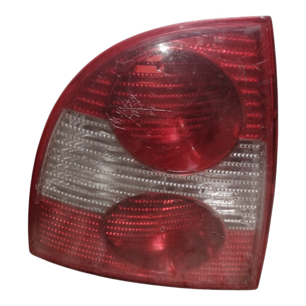 Lanterna Traseira Esquerda Vw Passat 2001 À 2005 *detalhe 1