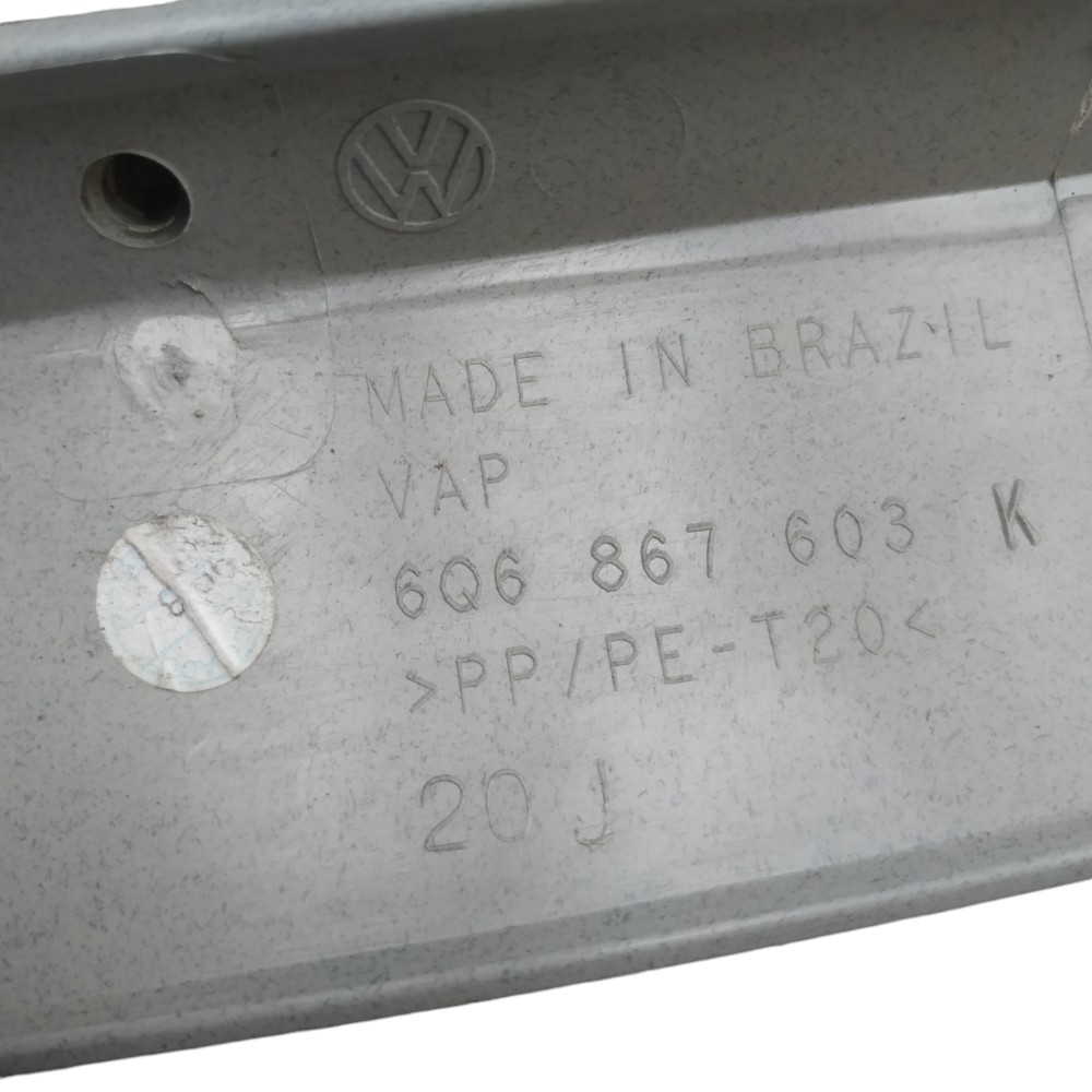 Acabamento Tampa Traseira Vw Polo 2014 3