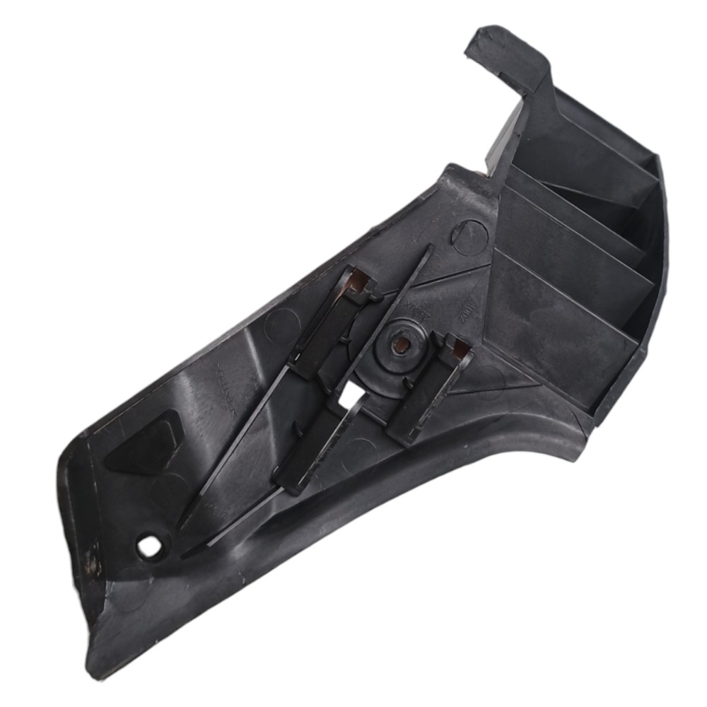Guia Para-choque Traseiro Direito Vw Polo 2014 6q6807394 6