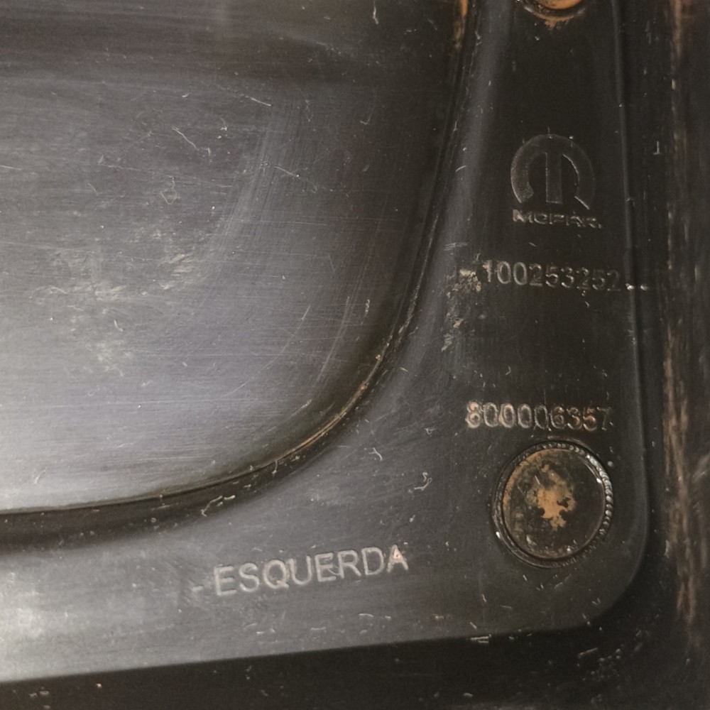 Tampa Farol Milha Esquerda Fiat Strada Endurance 2023 A1 4