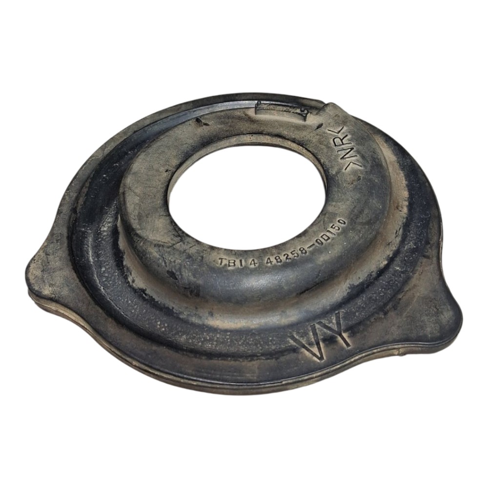 calço inferior mola suspensão traseira Toyota Yaris SD 2021 3