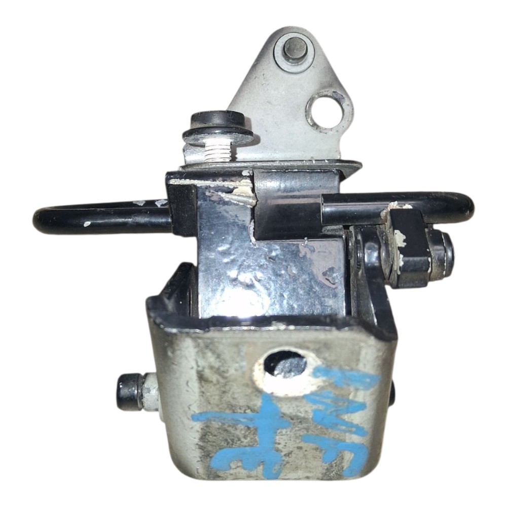 Dobradiça Inferior Porta Tras Esquerda Vw Polo Sedan 2008 3