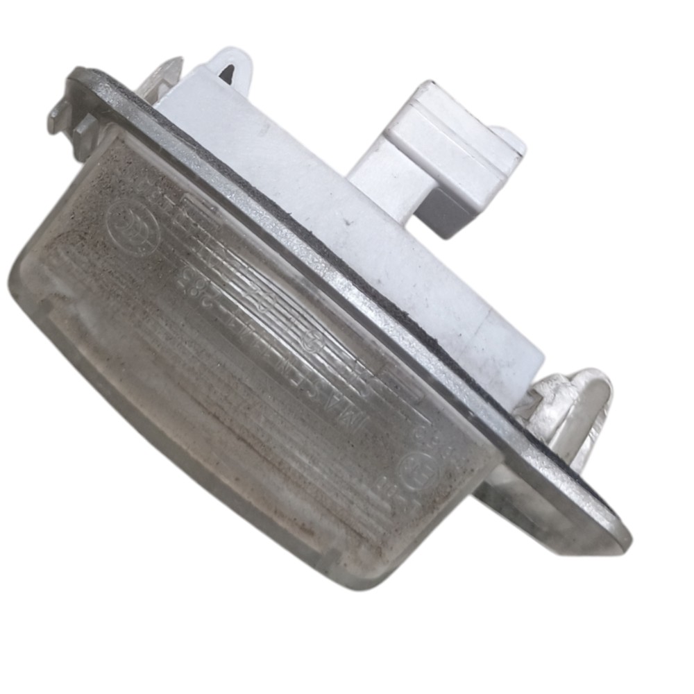 Lanterna Luz Placa Mitsubishi Outlander 2015 3