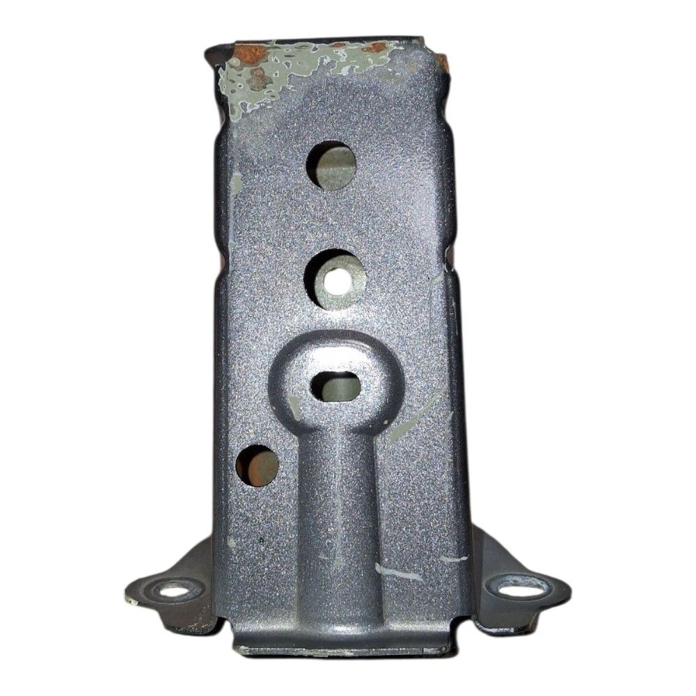 Suporte alma  Parachoque Traseiro Toyota Corolla 2013