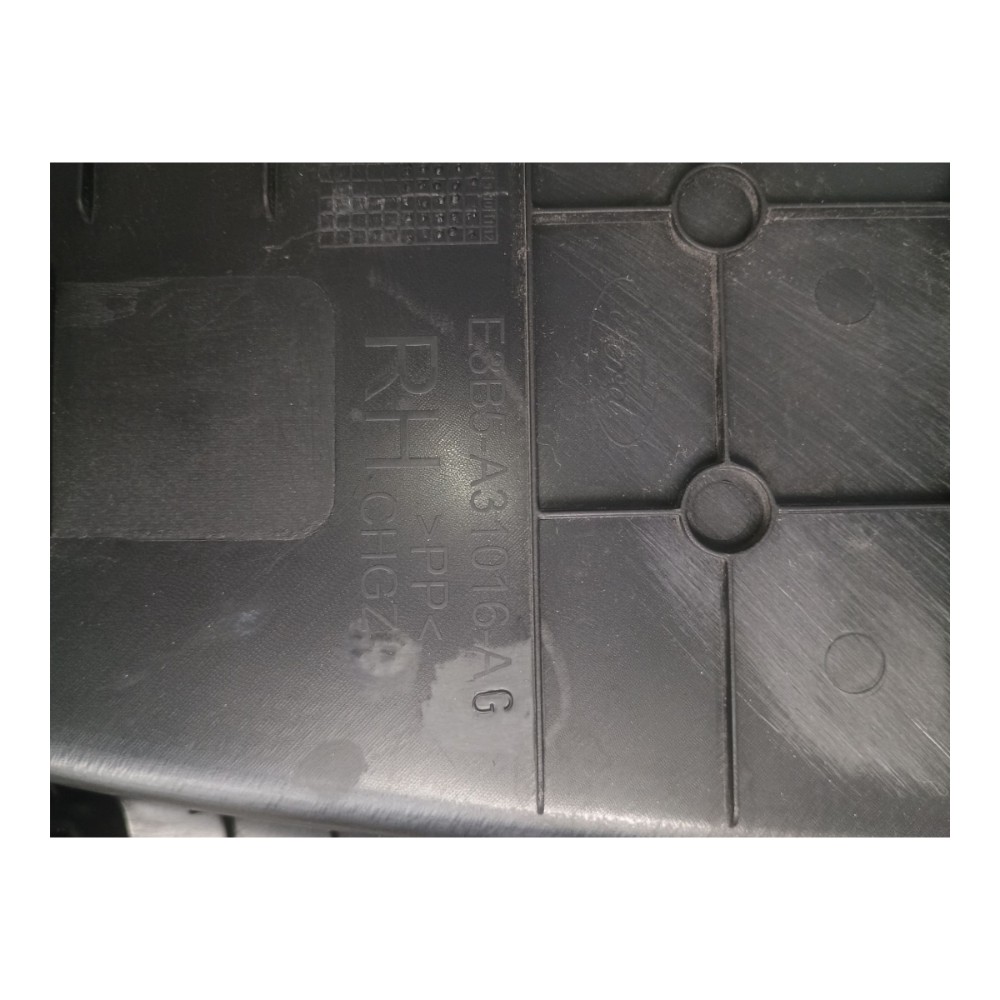 Acabamento Lateral Dir Porta Malas Ford Ka 2015 E3b5a31016 Preto 4