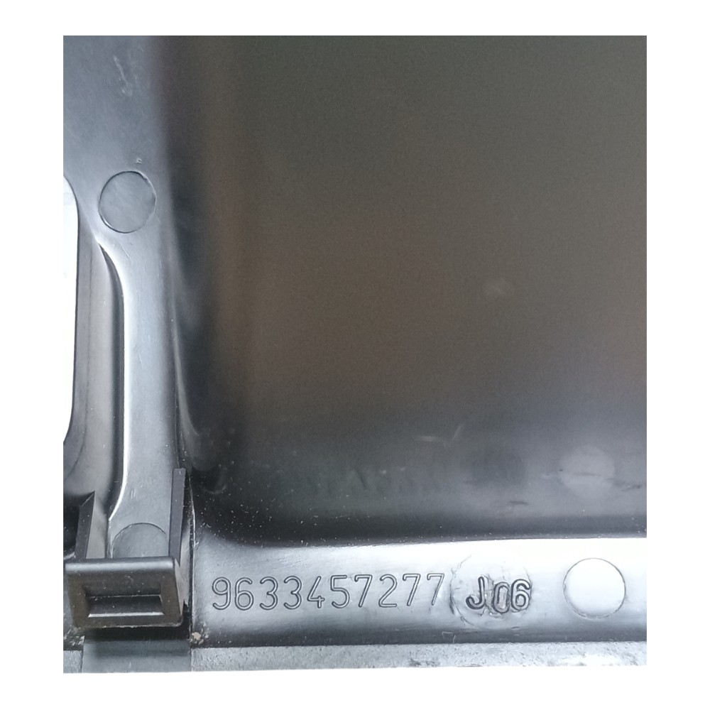Moldura Porta Objetos Peugeot 206 2003 5