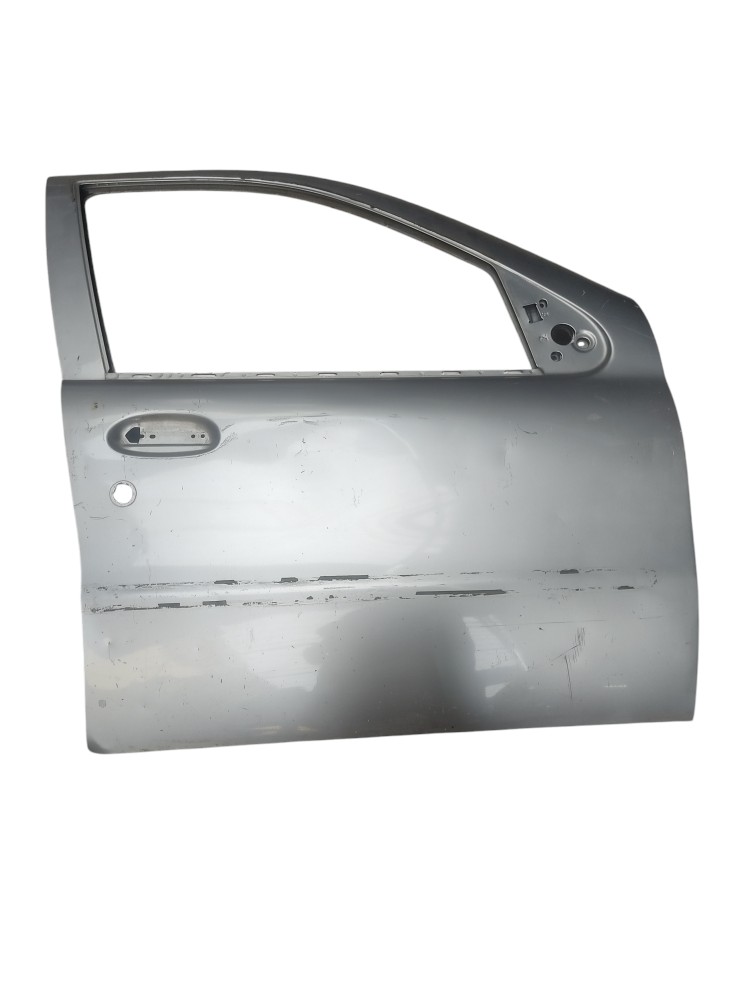 Porta Dianteira Direita Fiat Palio 98 Com Detalhes 1