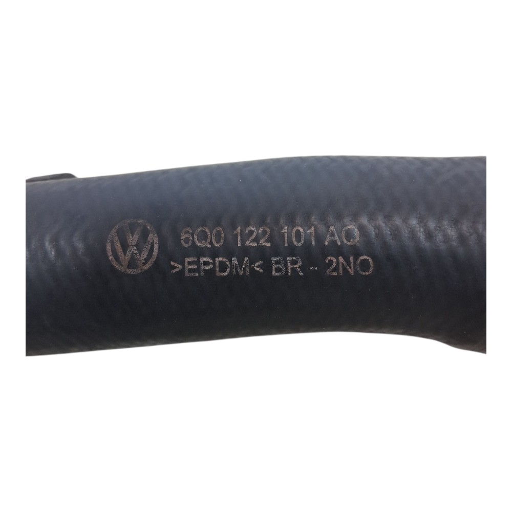 Mangueira Superior Radiador Vw Polo Sedan 2008 6q0122101 6