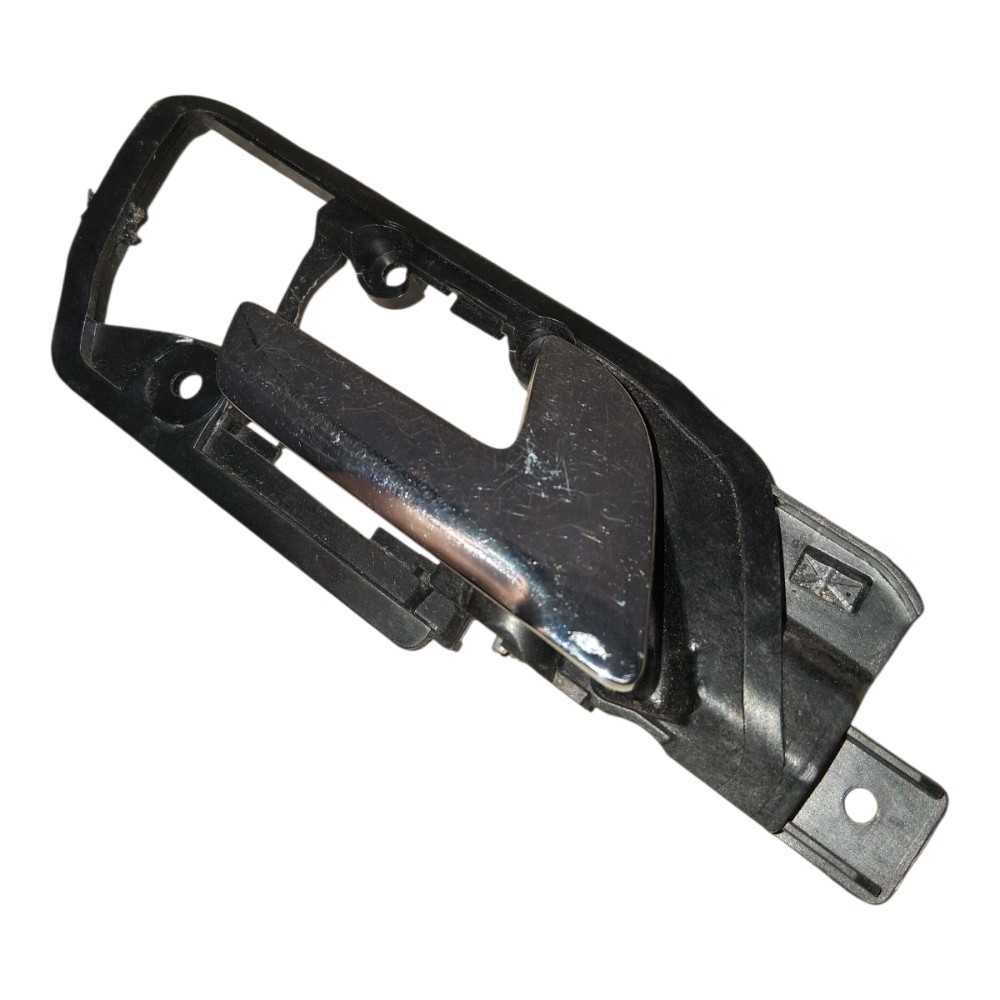 Maçaneta Interna Porta Traseira Direita Vw Polo Sedan 2008 Traseira 2