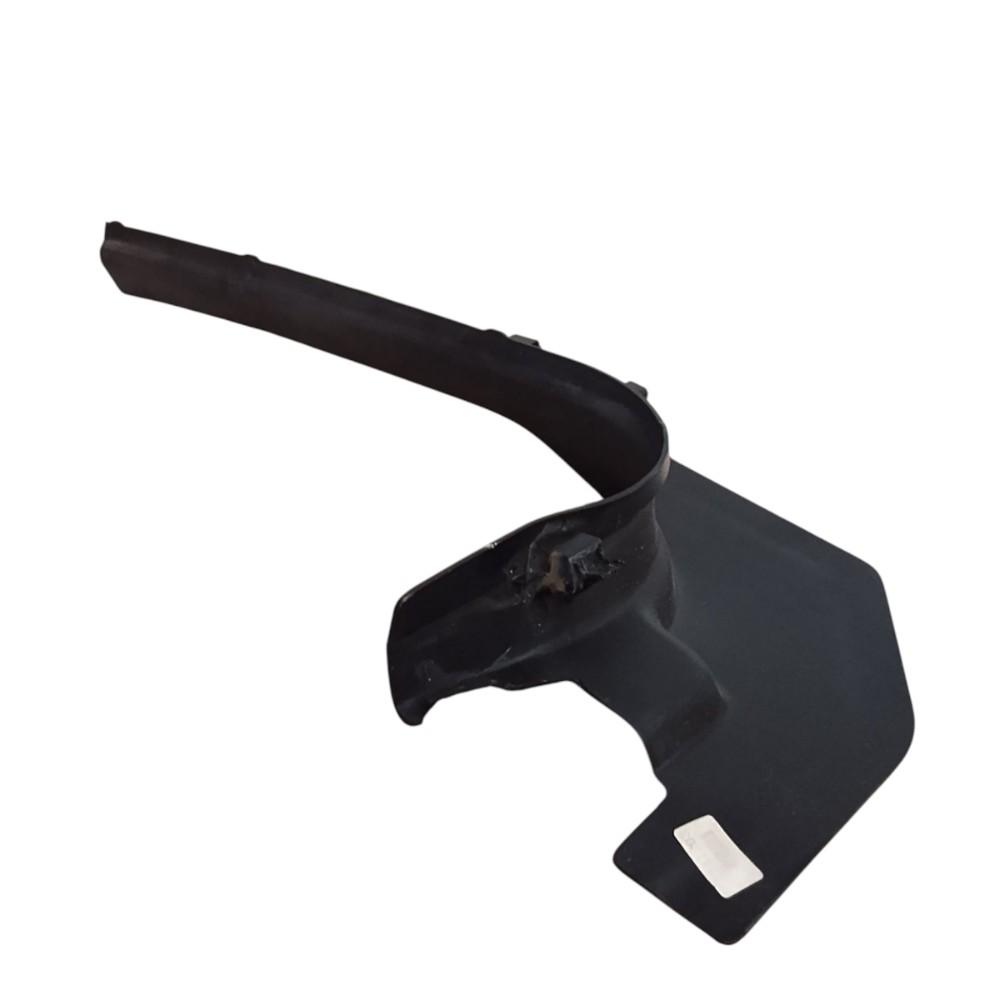 Soleira Dianteira Lado Direito Gm Onix Ltz 1.4 2019