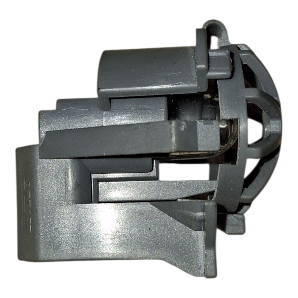 Luz cortesia porta malas Toyota Yaris SD 2021 17475388 4