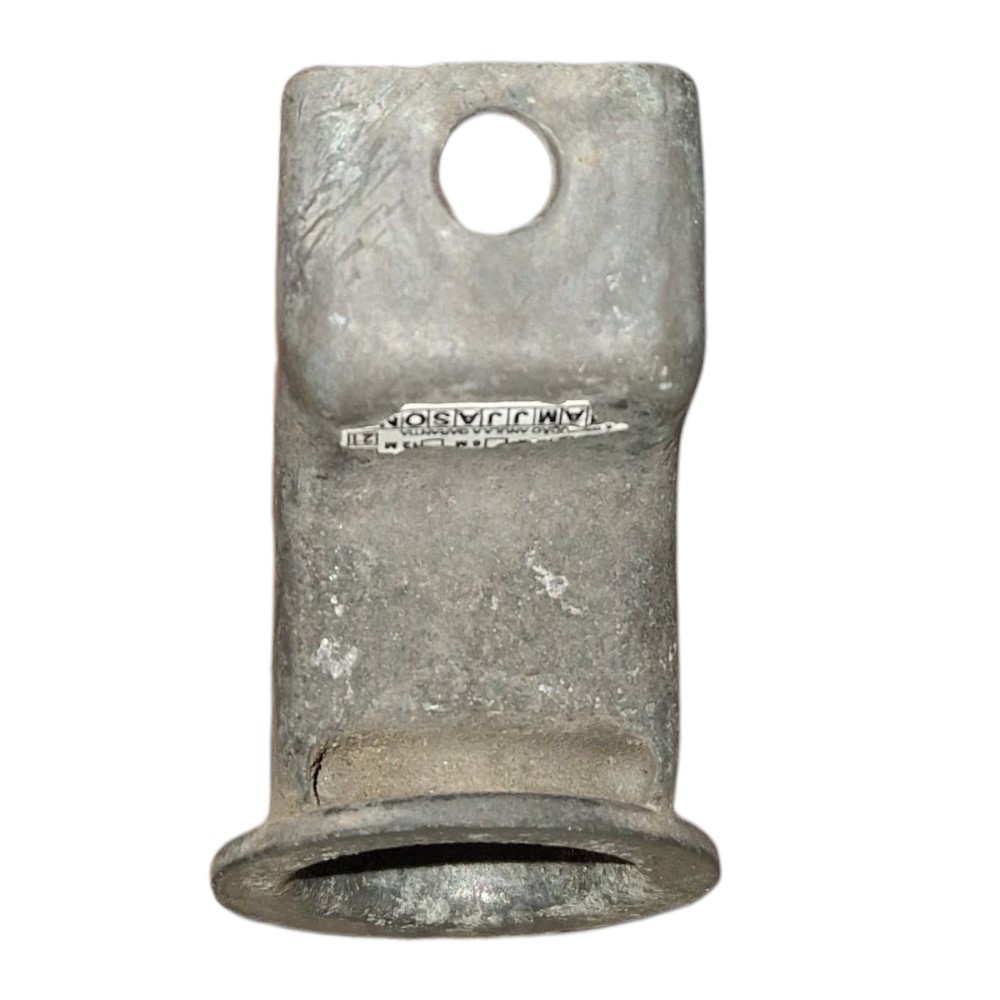 Suporte Superior Direito Radiador Corsa Classic 1994 á 2012