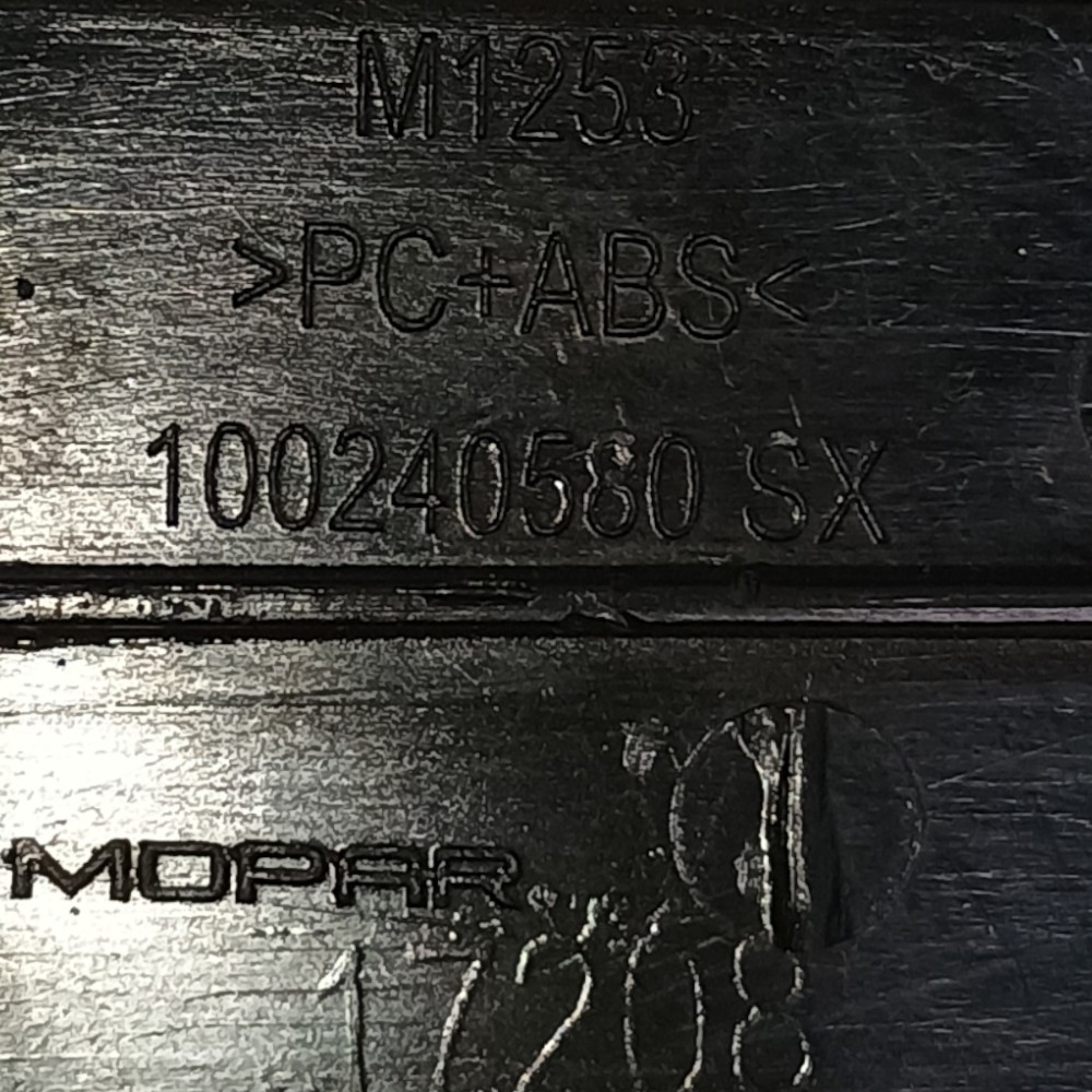 Acabamento Moldura Botao Vidro Diant Esq Fiat Strada 2023 4