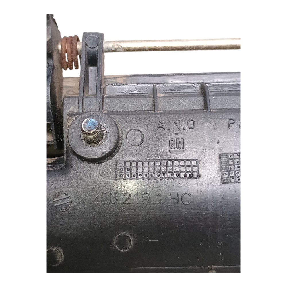 Maçaneta externa tras dir gm corsa 1994 a 2002 com detalhes 7