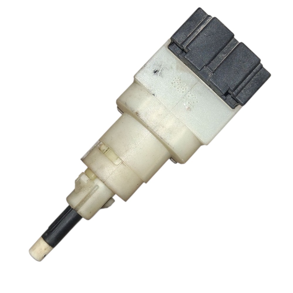 Interruptor Pedal Embreagem Vw Fox 2012 7h0927189 2