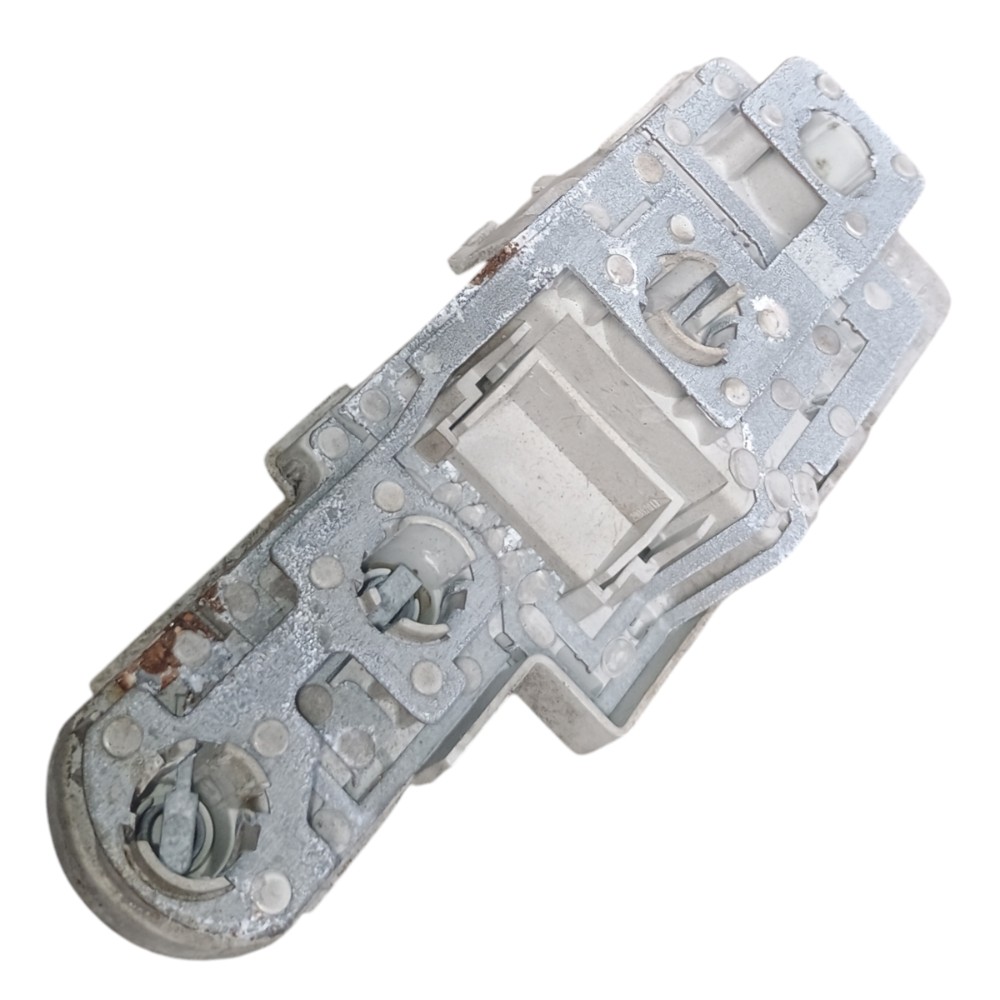Circuito Lanterna Traseira Audi A3 1997 À 2003 8l0945257