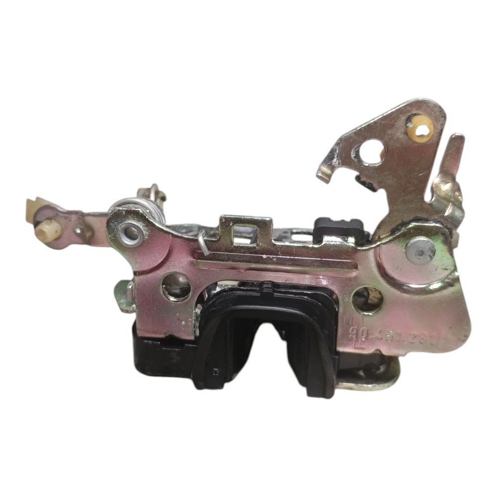 Fechadura Manual Porta Dianteira Esquerda Gm Corsa 1998 2