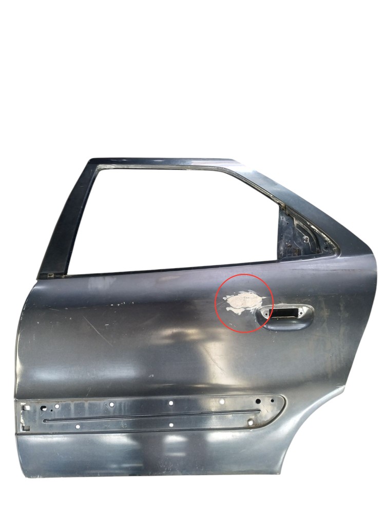 Porta Traseira Esquerda Citroen Xsara Pirua 2001 Com Detalhe 1