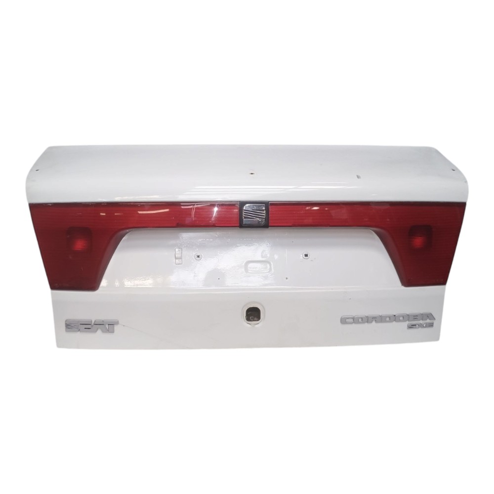 Tampa Traseira Seat Cordoba 1997 *detalhes  Branco Branco 1