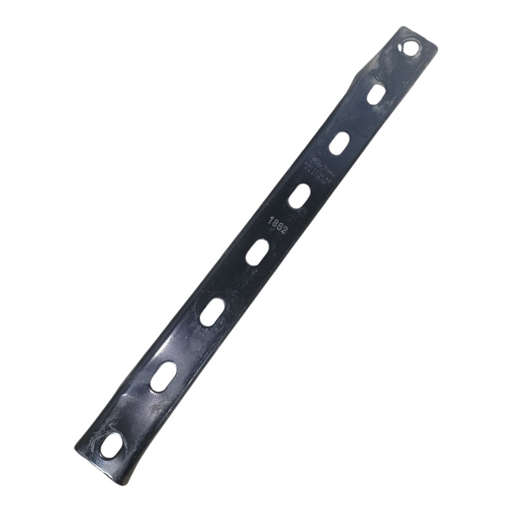 Suporte Parachoque Ford New Fiesta 2011 A 2013 8v515a104ab 2