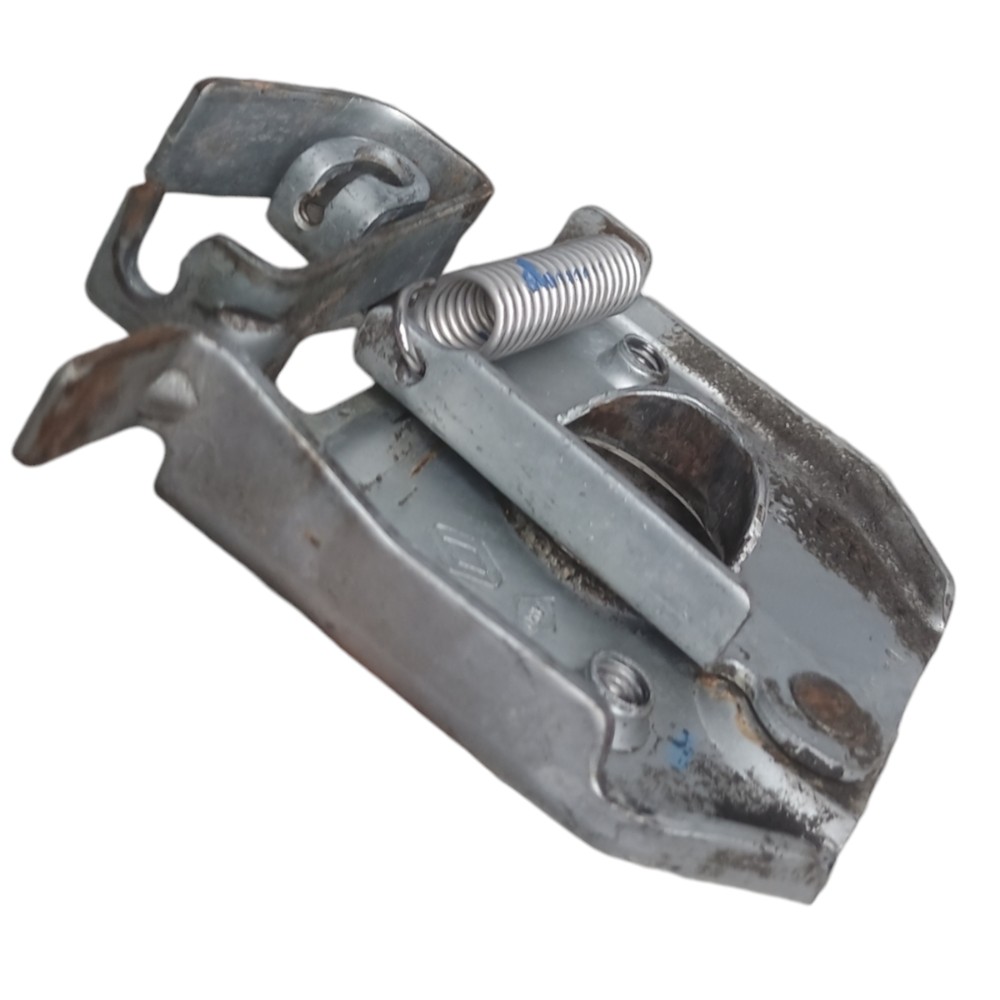 Fechadura Inferior Capô Renault Clio Authentic 2004 3