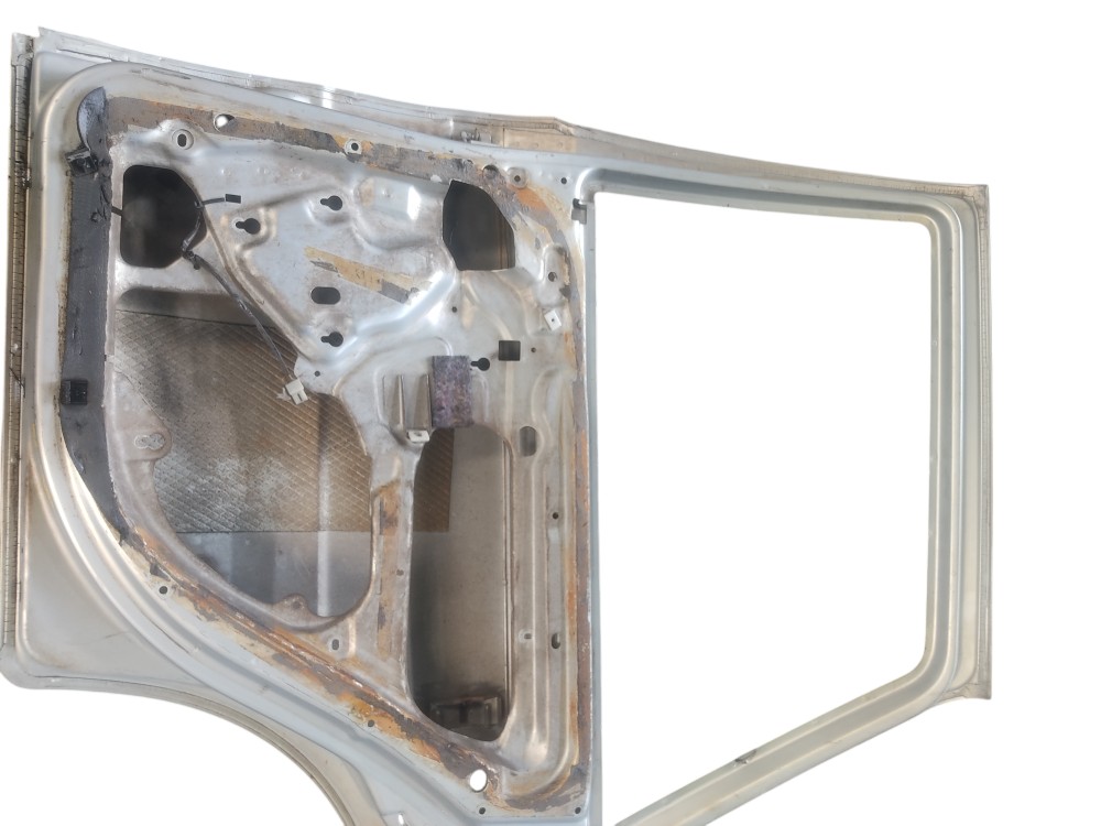 Porta Traseira Direita Volkswagen Gol G3 2002 Com Detalhe 3