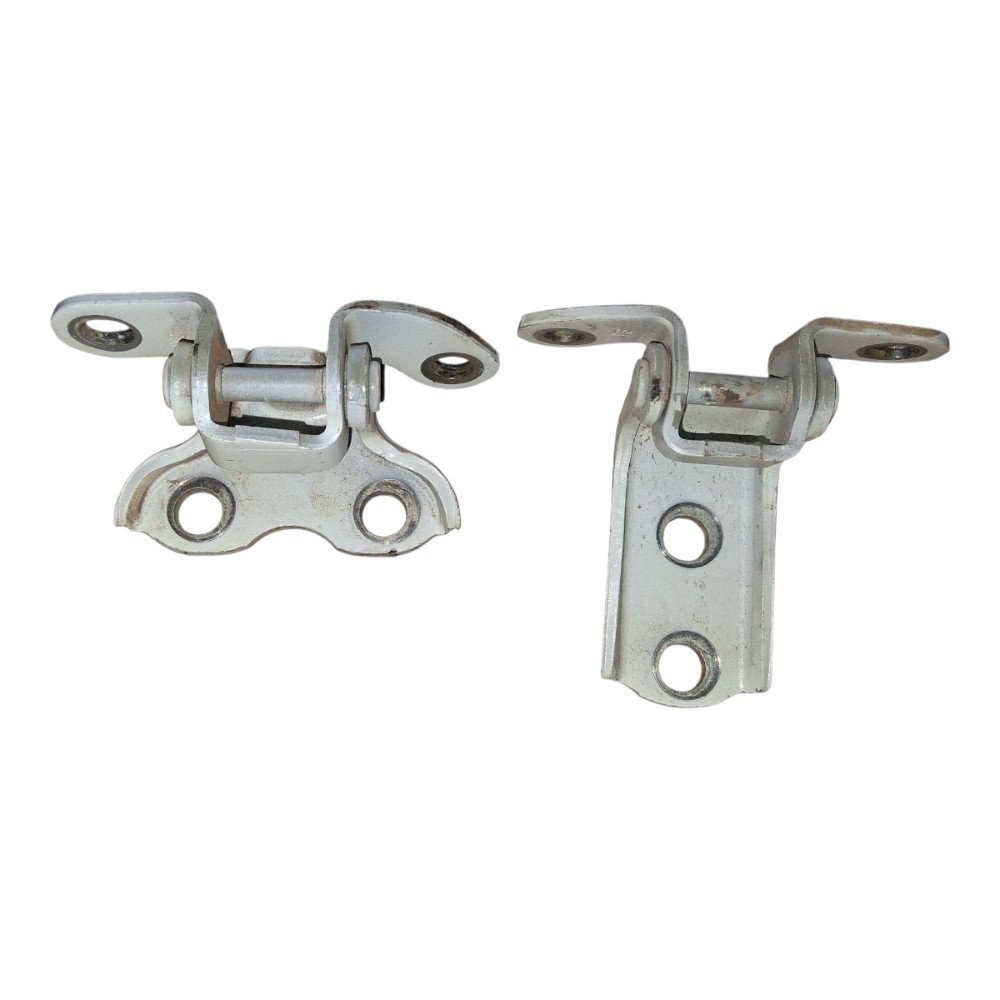 Dobradiças porta traseira direita Toyota Yaris SD 2021 2