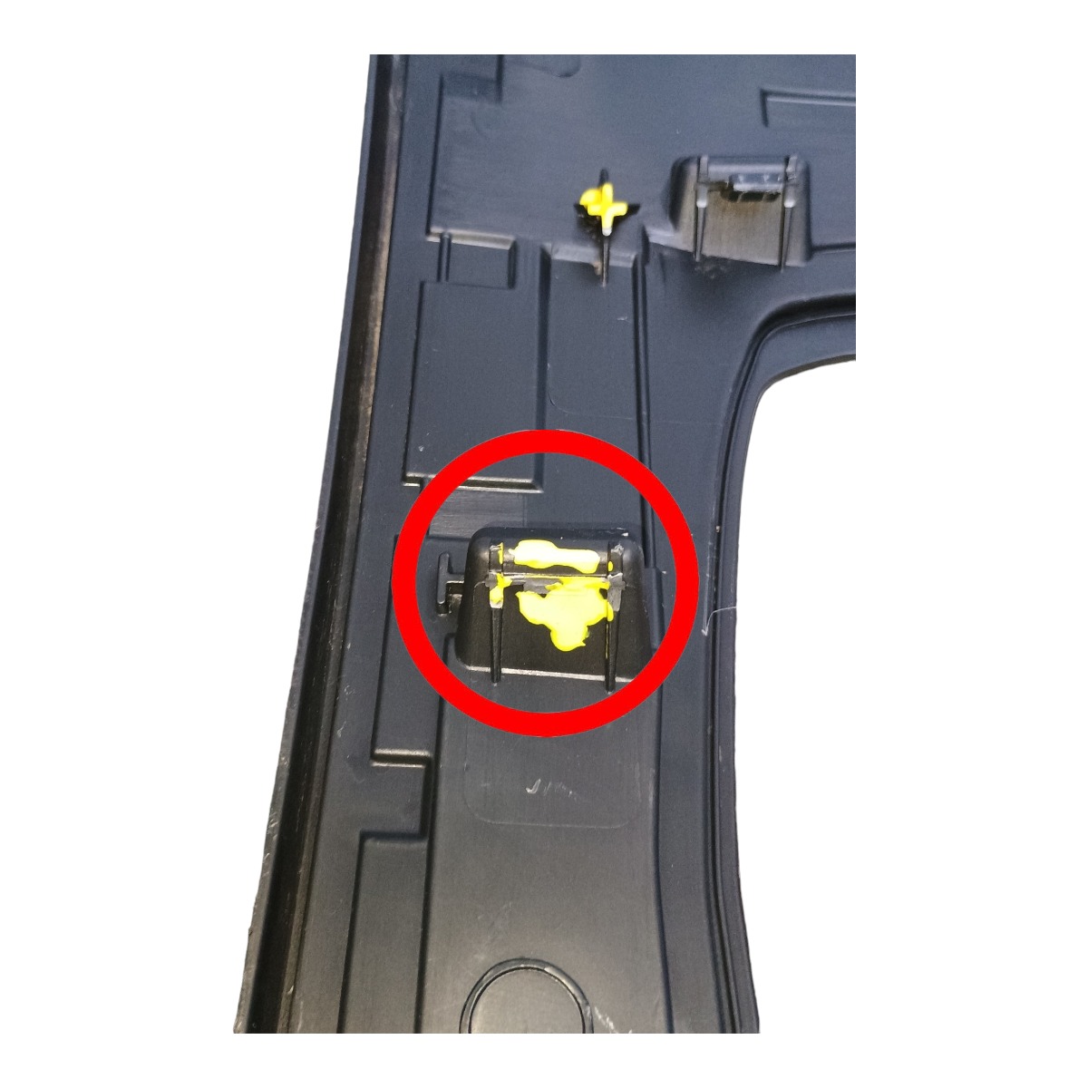Moldura Inferior Coluna Direção Vw Up Move 2017 Com Detalhes 8