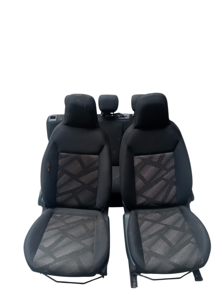 Jogo De Bancos Fiat Mobi 2022 Com Detalhe 3